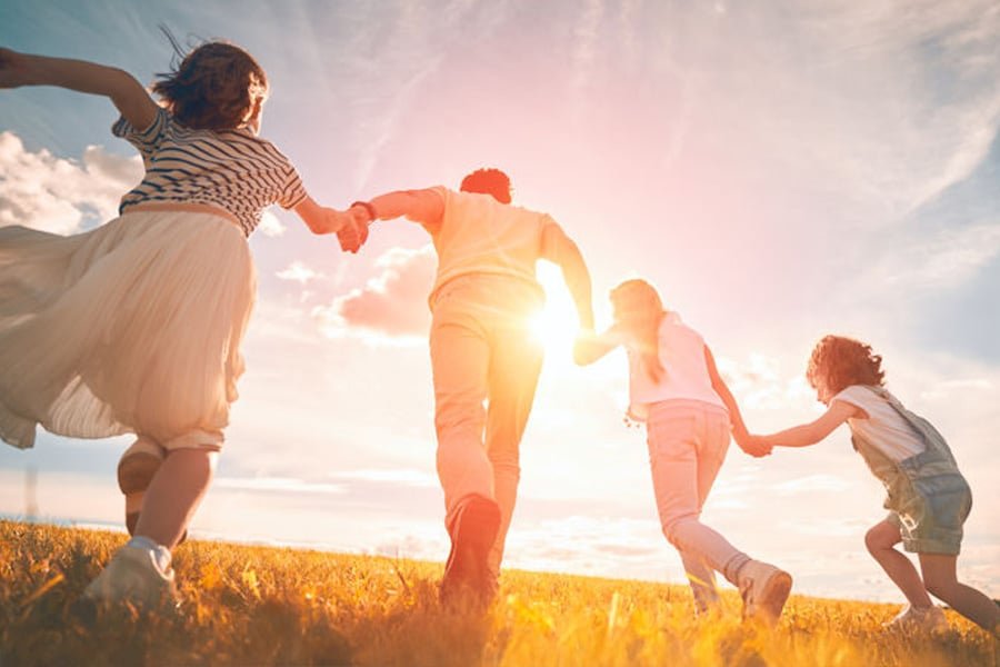 Fostering Harmony: Discussing Family Relationships as a Source of Love Amidst Misunderstandings and Stress